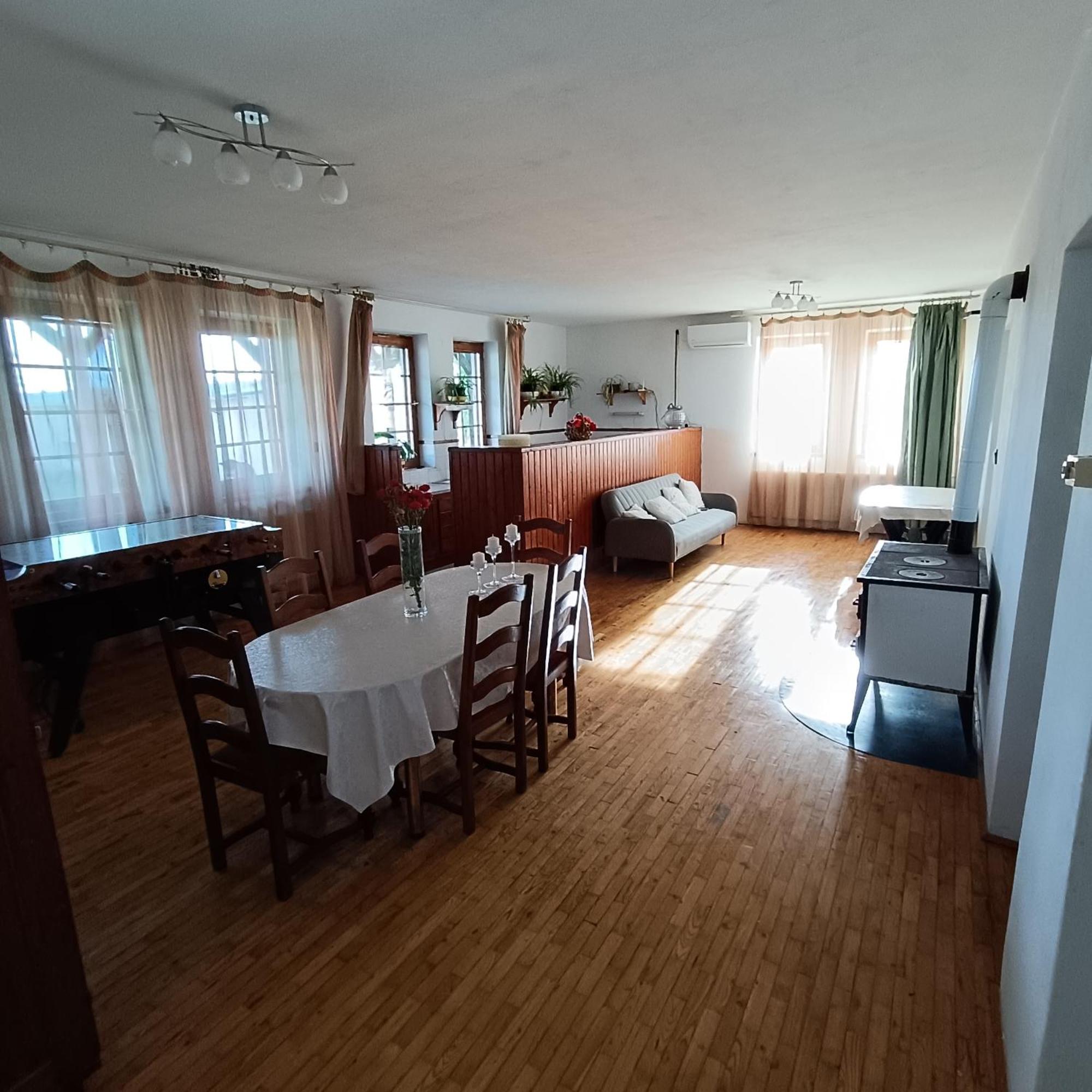 Napkelte Vendeghaz Daire Segedin Dış mekan fotoğraf