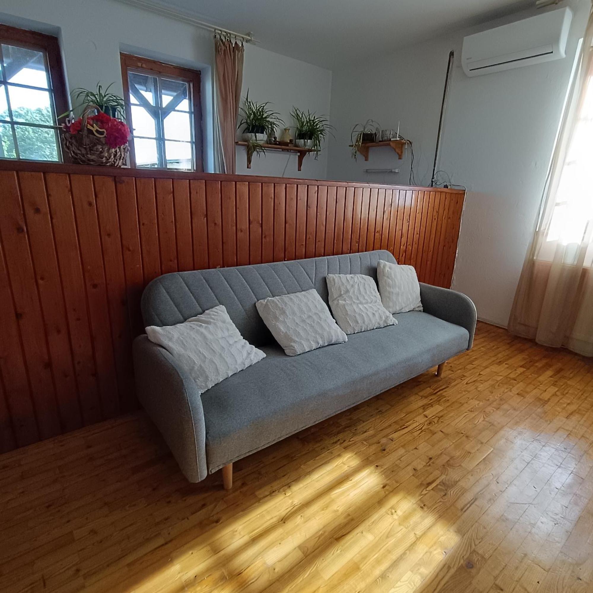 Napkelte Vendeghaz Daire Segedin Dış mekan fotoğraf